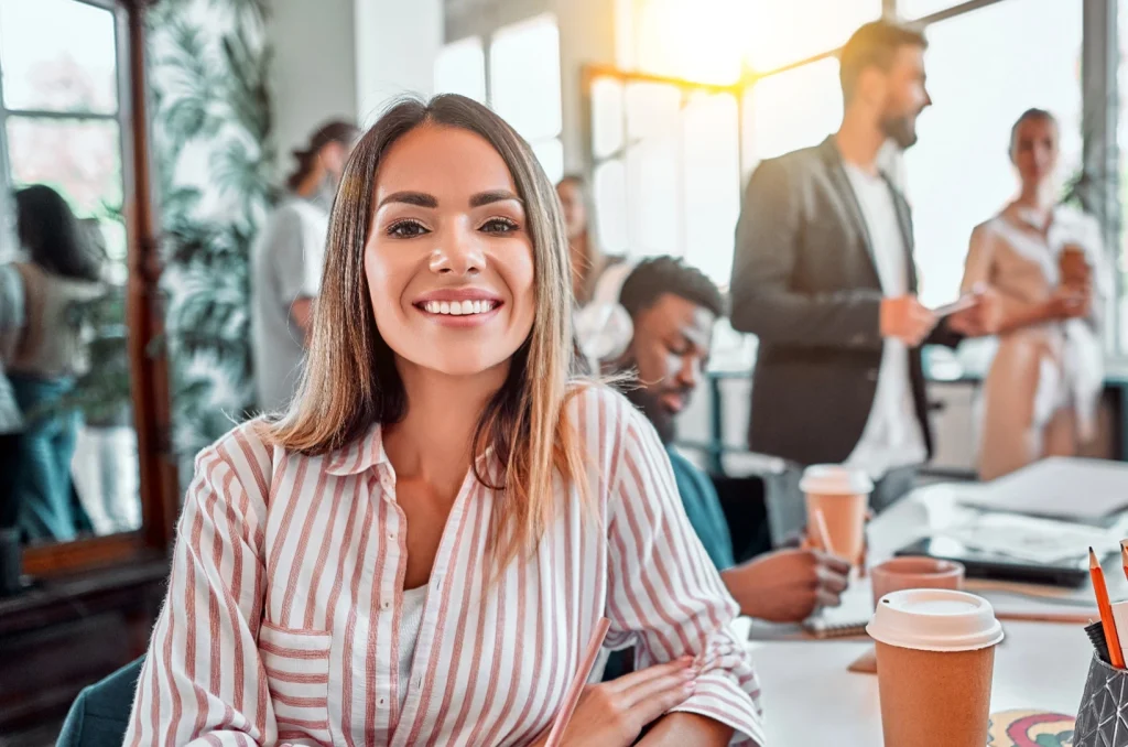 imagen asesora atencion al ciudadano